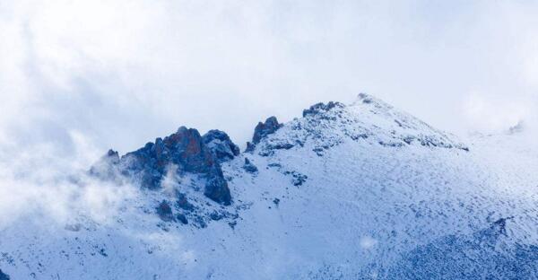 業(yè)拉雪山.jpg